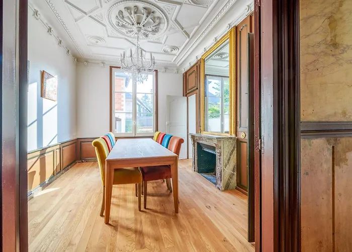 La Maison De Ronsard - By Prestiplace